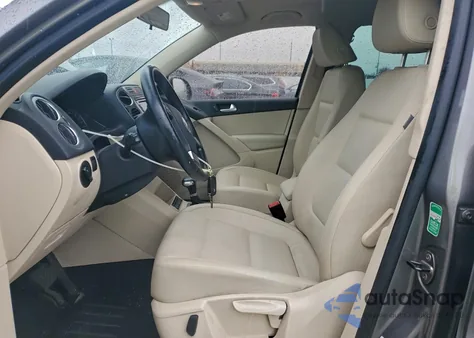 2010 Volkswagen Tiguan S из США, поврежденный, VIN WVGAV7AX4AW519783